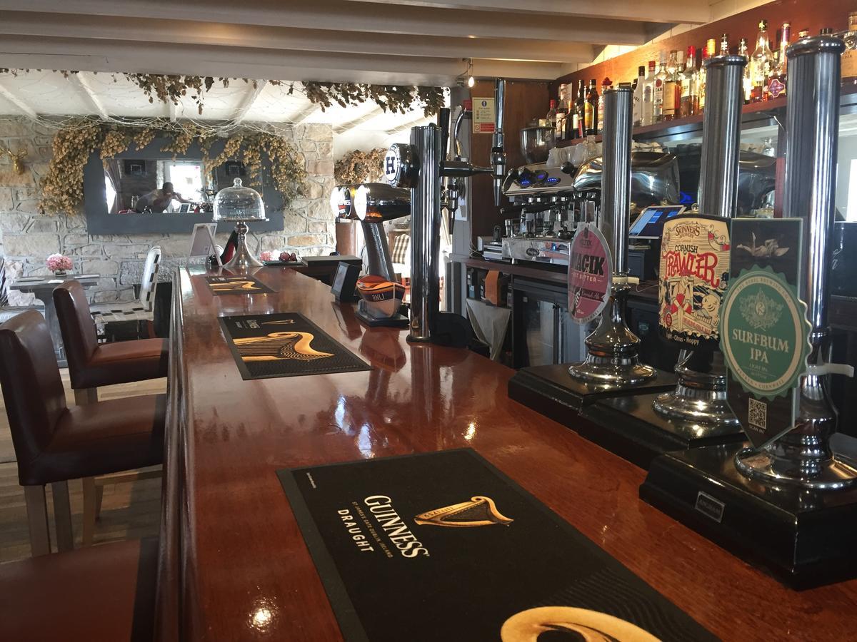 פנזאנס Coach And Horses Inn מראה חיצוני תמונה